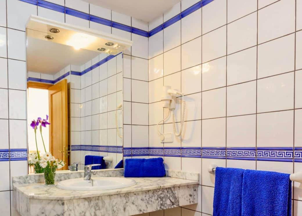 Apartament Apartamento Sa Varadero 2D Vista Mare Laterale Es Pujols Zewnętrze zdjęcie